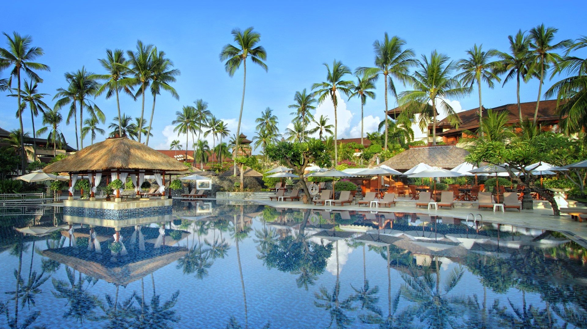 Prachtig Balinees familiehotel aan het zandstrand van Nusa Dua Nusa Dua Beach Hotel & Spa
