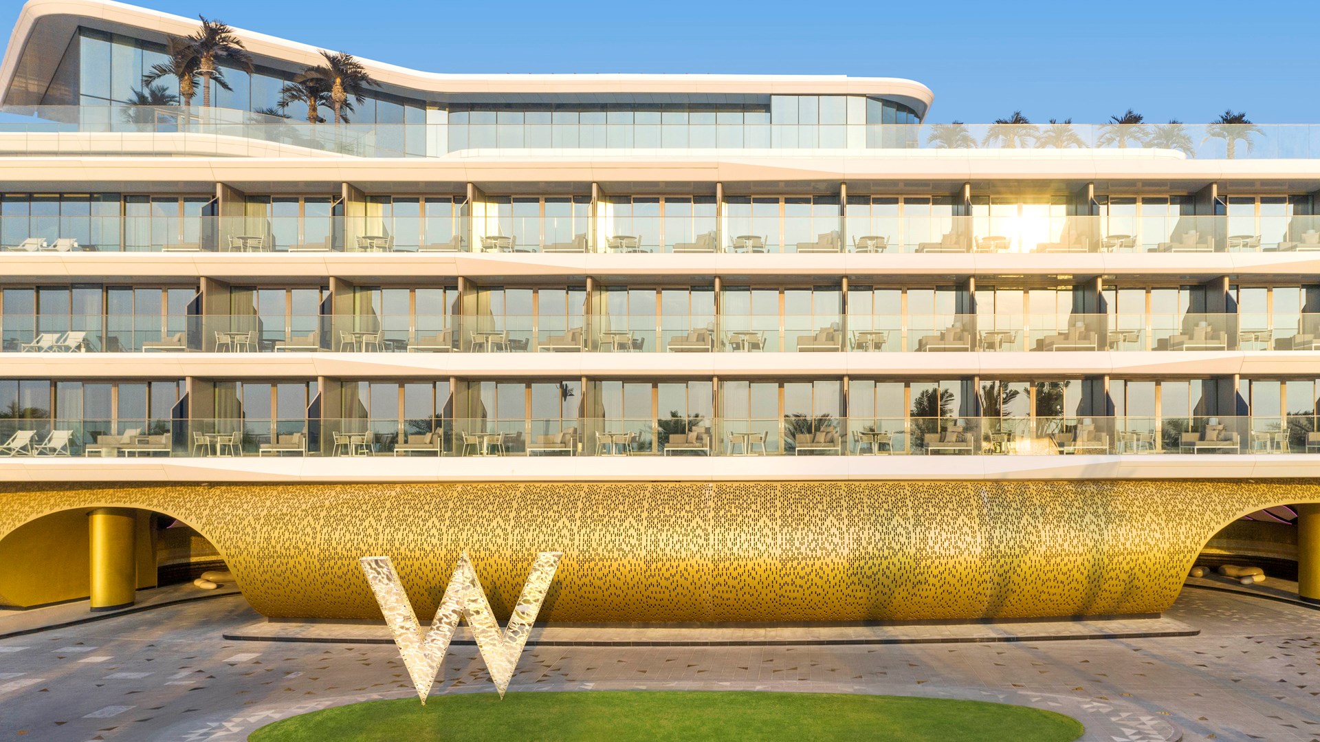 Een wondere wereld vol luxe en gastronomie W Dubai The Palm